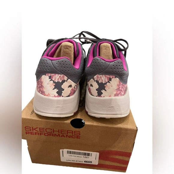 NIB Skechers Women’s Relaxed Fit Spikeless Floral Golf Shoes size 8 - Picture 6 of 9